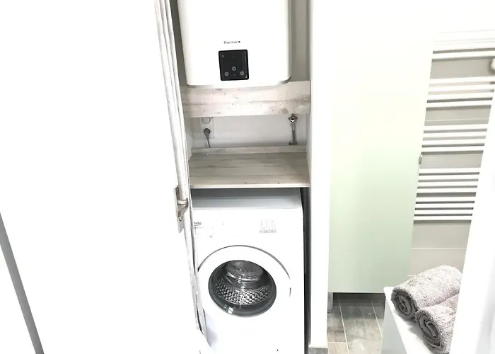 3 Pieces, Refait A Neuf, Standing, Piscine, A Pieds Lägenhet *