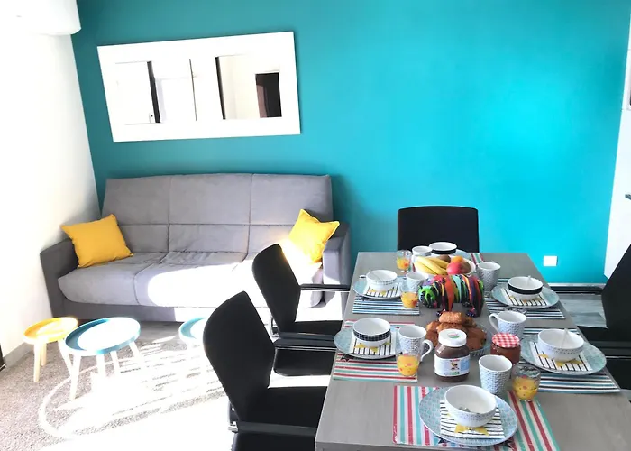 Lägenhet 3 Pieces, Refait A Neuf, Standing, Piscine, A Pieds Antibes