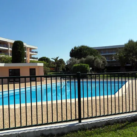 Daire 3 Pieces, Refait A Neuf, Standing, Piscine, A Pieds Antibes