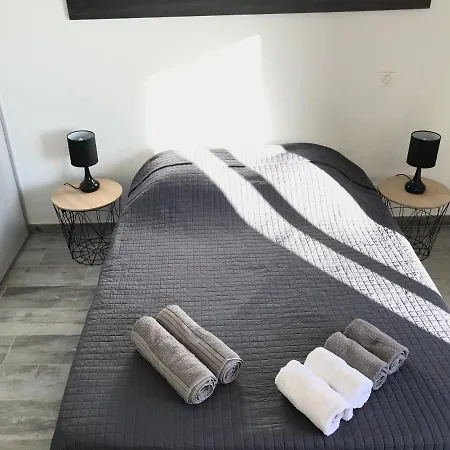 3 Pieces, Refait A Neuf, Standing, Piscine, A Pieds شقة *